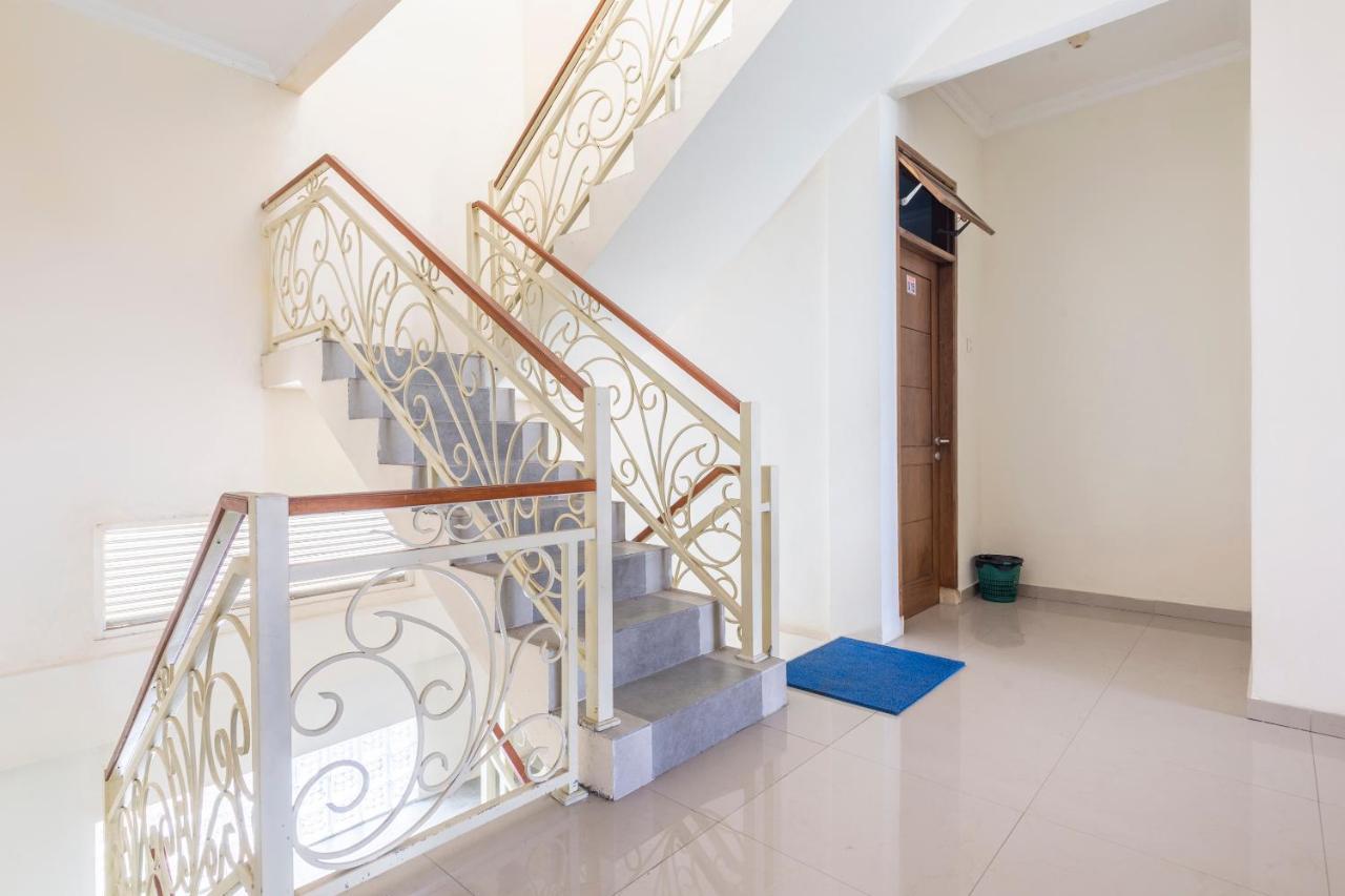 Oyo 3706 Griya Tentrem Syariah Lamongan Extérieur photo