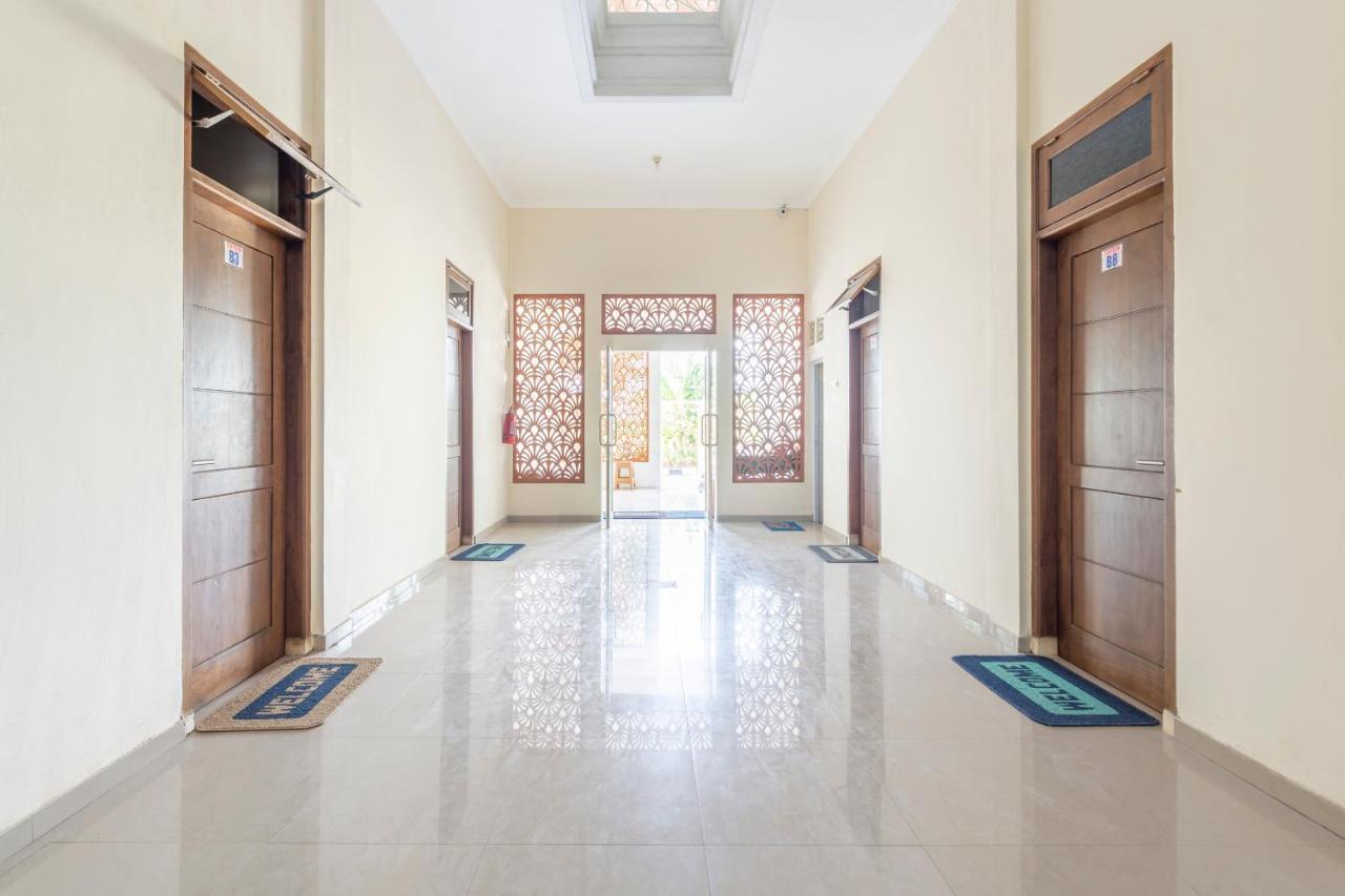 Oyo 3706 Griya Tentrem Syariah Lamongan Extérieur photo